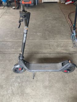 Phantom GOGO E-scooter