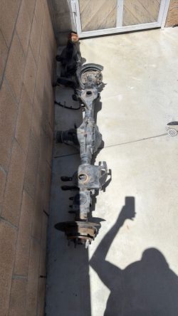 Rear differential jeep gladiator