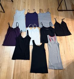 Lot of 10 tank tops size M