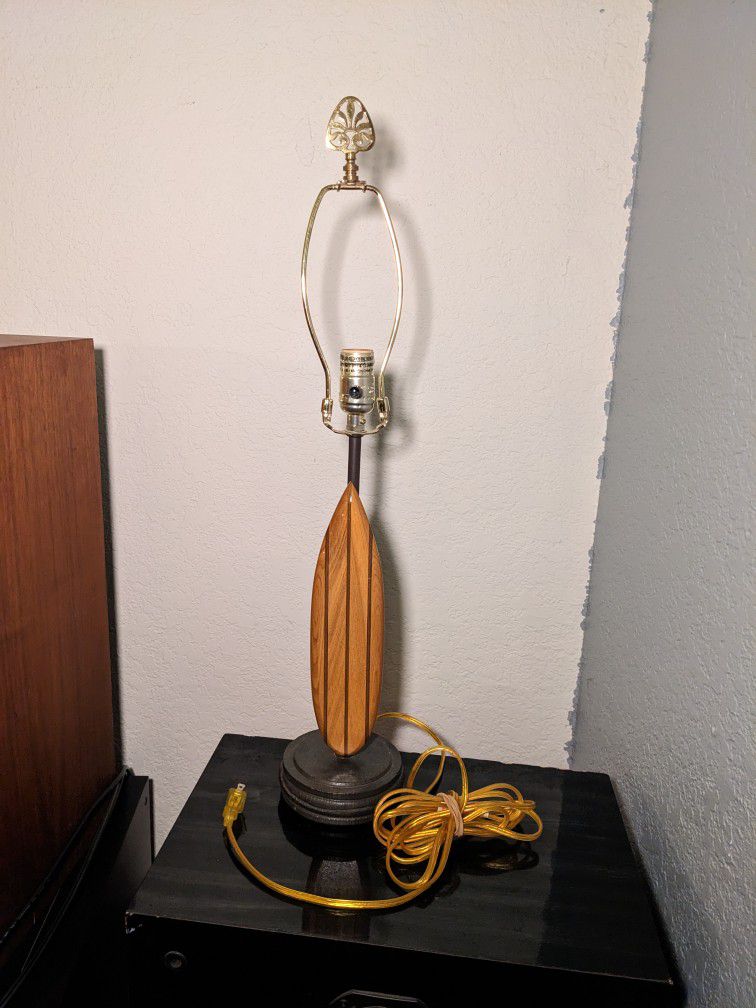 Vintage Surfboard Lamp