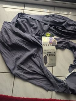 Go by Goldbug 4-in-1 Nursing Scarf - Gray o/s