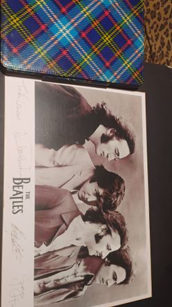BEATLE'S autograph Picture