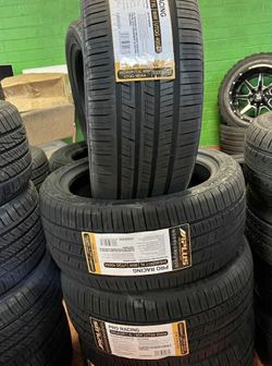 245/40/17 New Set Of Tires 