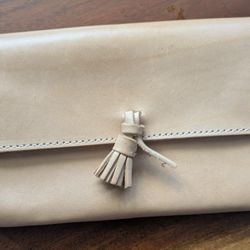 Nisolo Clutch Wallet In Natural vachetta Leather 