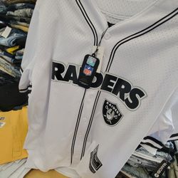 Raiders Shirt 👕 👌 Black An White