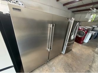 ⛩️🌄Frigidaire like new🌄⛩️