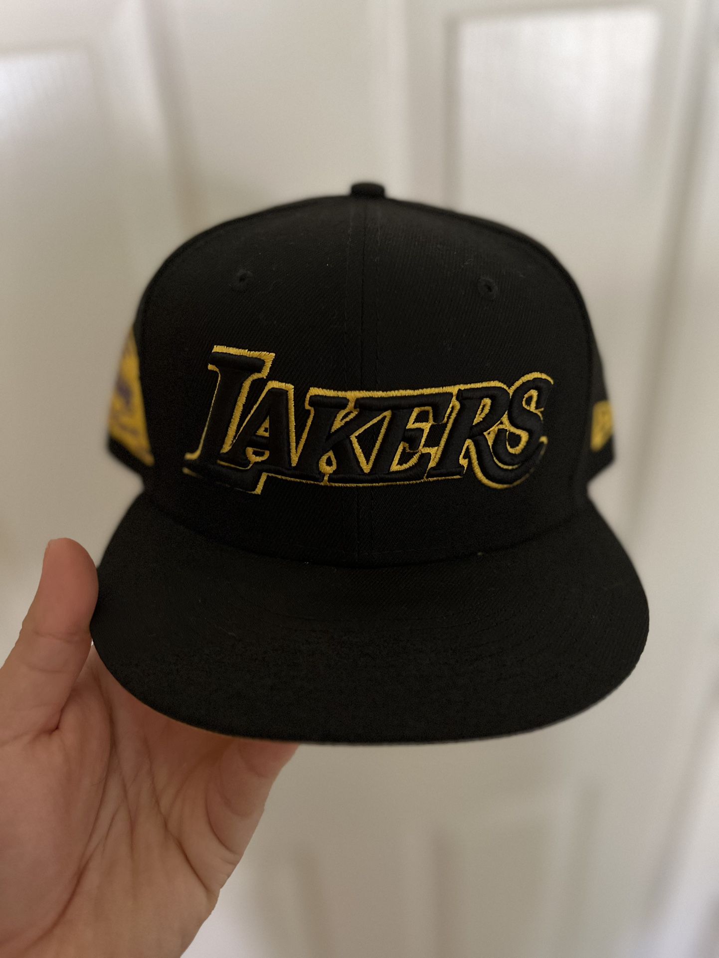 Not Free! New Los Angeles Lakers Fitted 7 3/8 