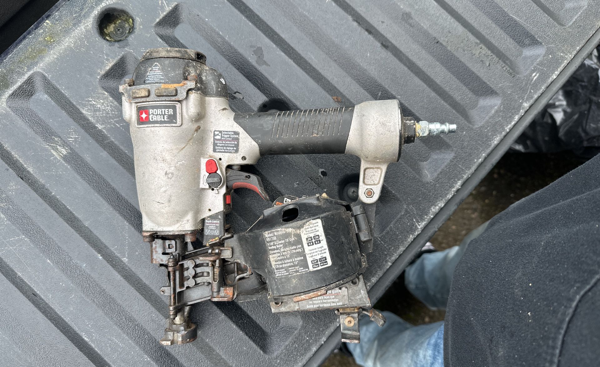 Roofing Gun