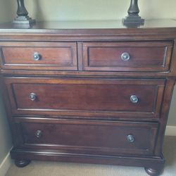 Porter Media Dresser 