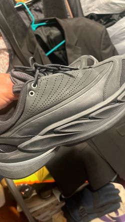 Tenis deportivos Hoka Para hombre size 8.5