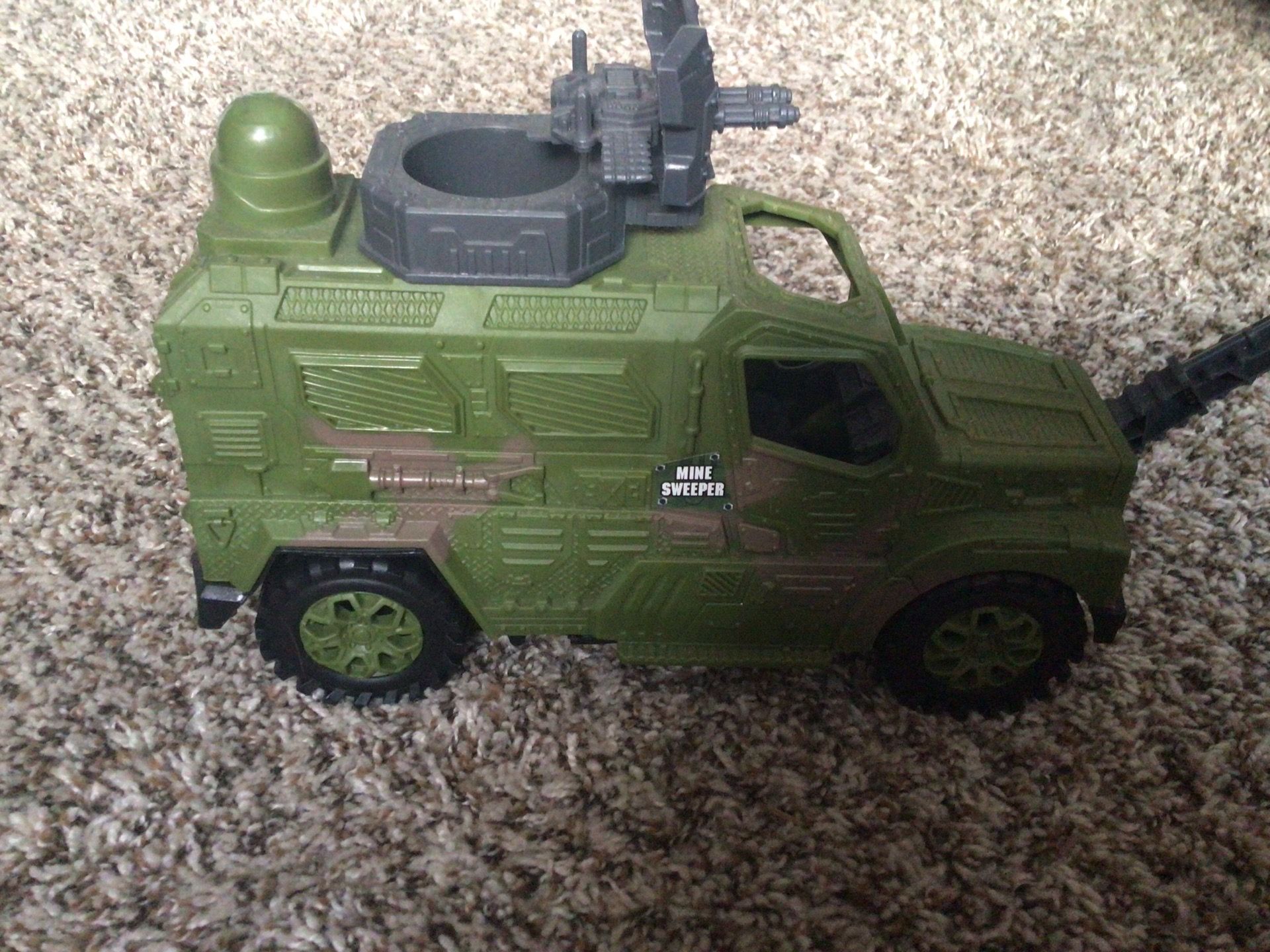 "Mine Sweeper" Green Camouflage Military Truck Vehicle Toy 10”