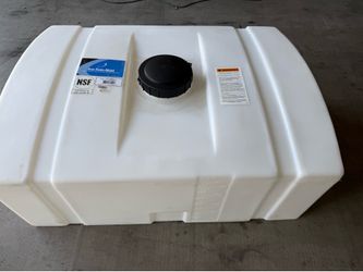 110 low profile water tank
