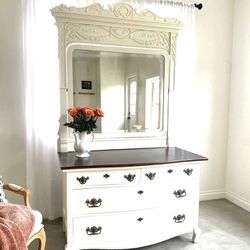 Charming, Vintage Dresser, And Mirror Set