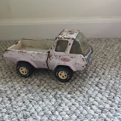 Vintage Tonka pickup truck.