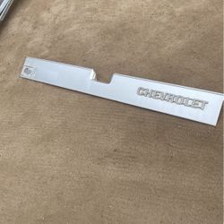 73-87 Chevy square body c10 tailgate insert trim