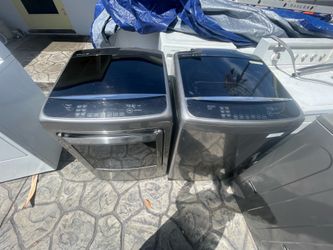 LG WASHER AND GAS DRYER (FREE DELIVERY AND INSTALLATION)