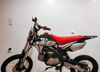 Apollo RFZ x18 Pit Dirt Bike 125cc