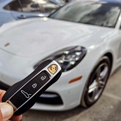 Porsche Cayenne Macan Taycan Panamera 911 key fob