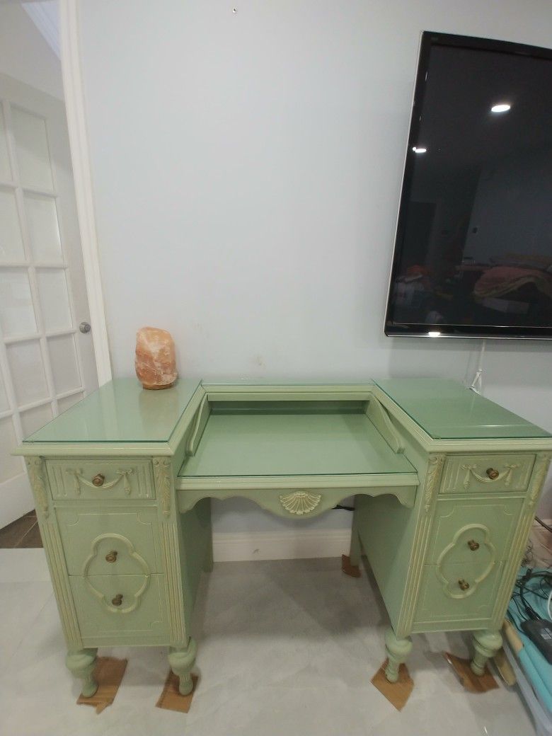 Antique 1900s  desk/vanity With Custom Glass Top