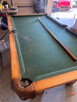 Garage  Pool Table