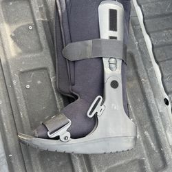 Ossur Walker Leg