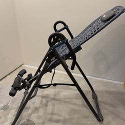 Inversion table