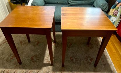 Pair of Ethan Allen Side Tables