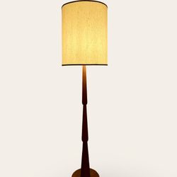 1960s Vintage MCM Teak Coned Floor Lamp in Excellent Conditiont