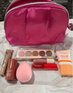NEW ULTA BEAUTY 8 PIECE MAKEUP SET IN PINK ZIPPERED CASE $12!!
