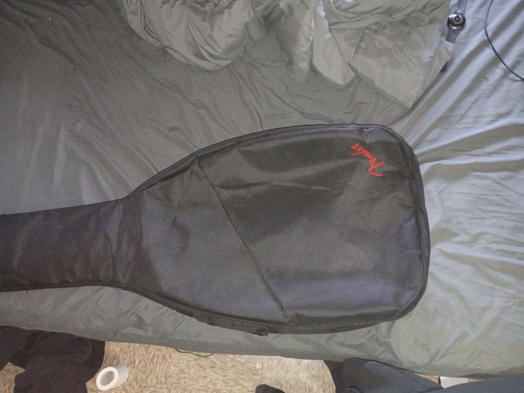 Fender Mexican Strat With Case