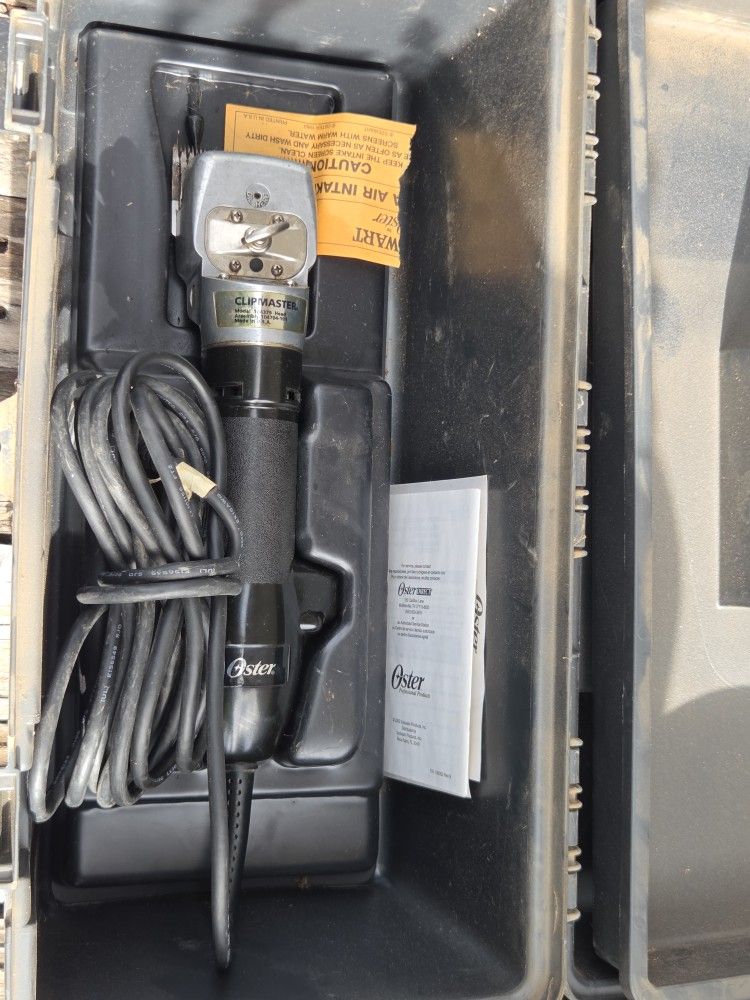 Oster Clipmaster clipping shears livestock sheep cattle horses
60$