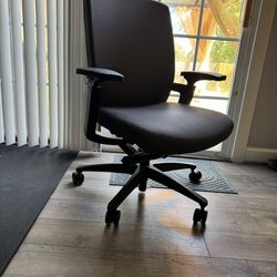 Executive Office Chair 