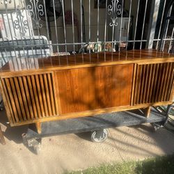 RCA Mid-Century Console / Sound Cabinet