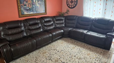 Leather Power Reclining Sectional 6 Pieces