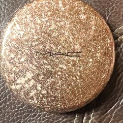 MAC Whisper of Guilt Extra Dimension Skinfinish Compact. New no Box See Pics