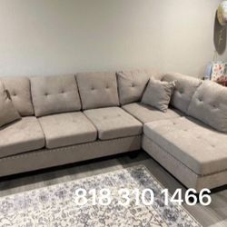 Beautiful😍2-Pc Sectional Sofa Mushroom color
