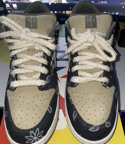 Nike x Travis Scott SB Dunk low-top sneakers