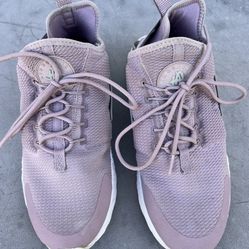 NIKE Air Huarache Running Sneakers, Size 8.5
