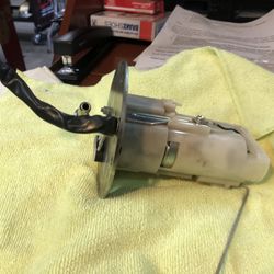 49040.0(contact info removed)-2027 Kawasaki EX300 Fuel pump