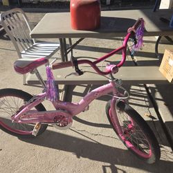 Schwinn girl's Deelite 20" bike pink bicycle youth
