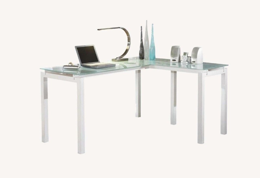 L shaped desk