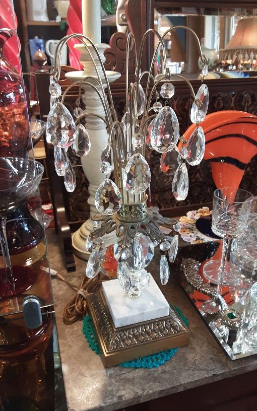 Vintage Pair Of Hollywood Regency Art Deco Waterfall Boudoir Lamps- Located In Shelton 