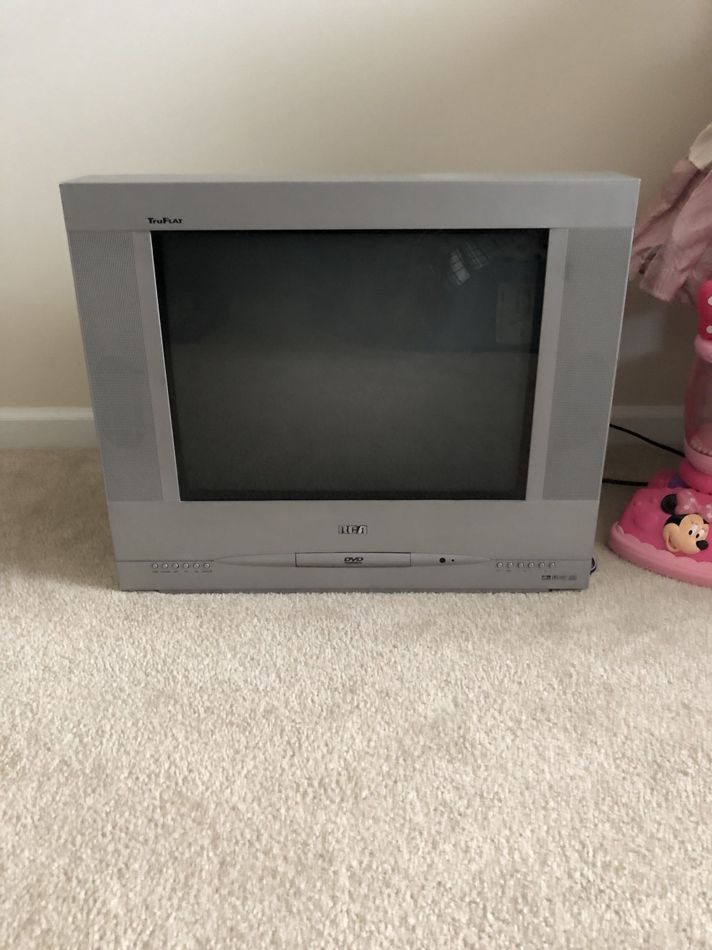 RCA truFlat tv with built in DVD player for Sale in Mebane, NC OfferUp