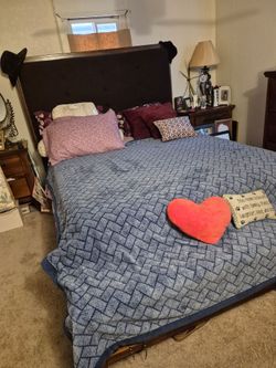For Sale!! 4 pc. Bedroom set. A beautiful dark wood finish. All pcs in excellent condition