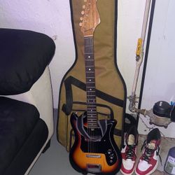 Electric Amp Guitar