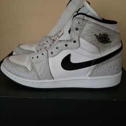 Air Jordan 1 Retro High Pure Platinum Un-Supreme Size 7 839115-106