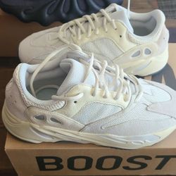 Yeezy Boost 700