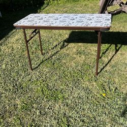 Folding Table 