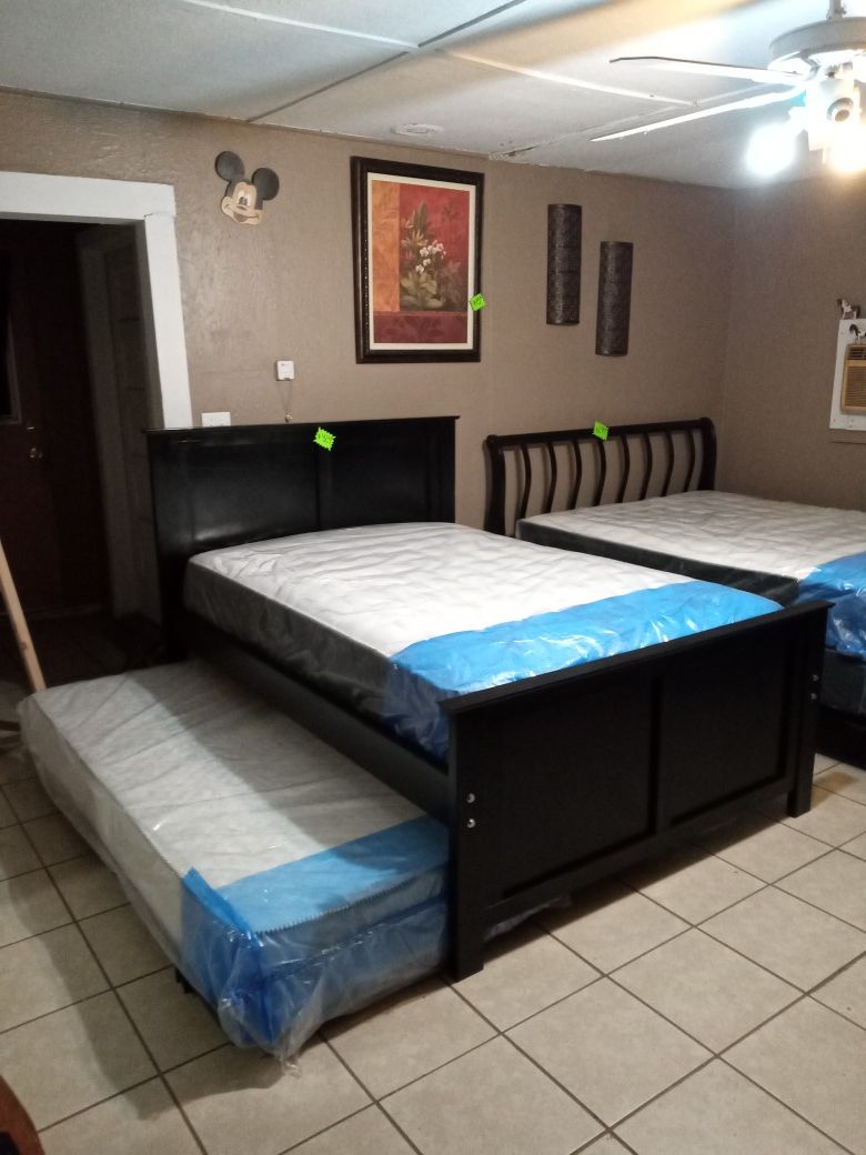 FULL SIZE BED WITH TRUNDLE " NEW MATTRESSES INCLUDED "