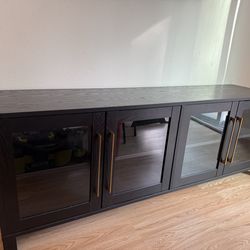Media Console
